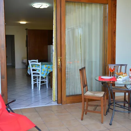 Antiche Mura Apartment Puegnago del Garda